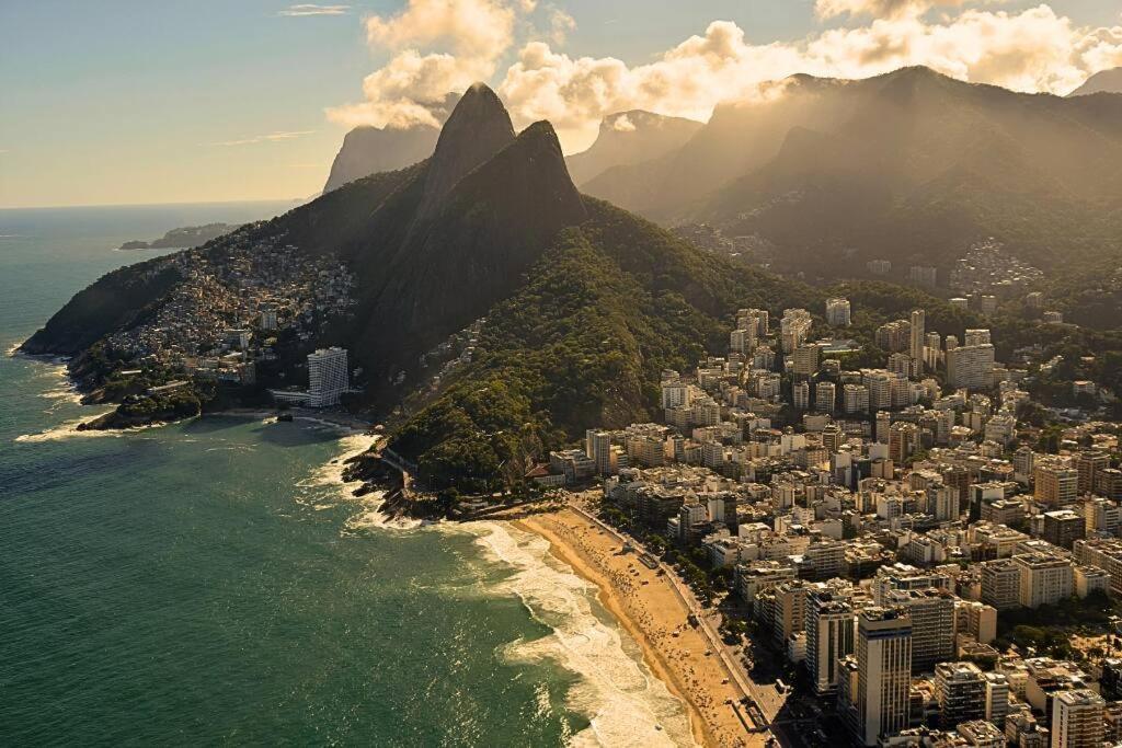 Apartamento Lar Da Abundancia: 3 Quartos No Leblon *